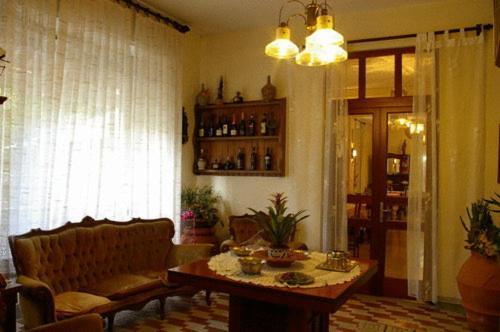 Albergo Ristorante Guidi ปิสโตยา ภายนอก รูปภาพ
