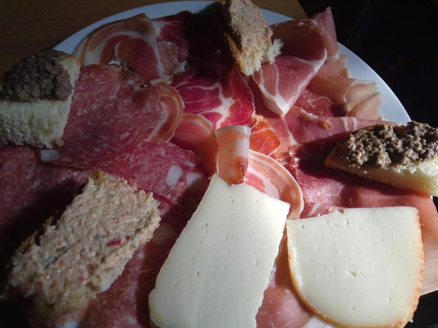 Albergo Ristorante Guidi ปิสโตยา ภายนอก รูปภาพ