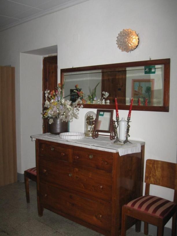 Albergo Ristorante Guidi ปิสโตยา ภายนอก รูปภาพ